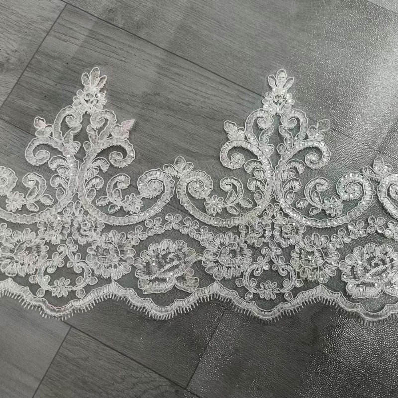 Luxuria Alba Sponsaeque Gallico Lacedaemum Pindal Sponsaeque Lace Trim pro Nuptialis Dress