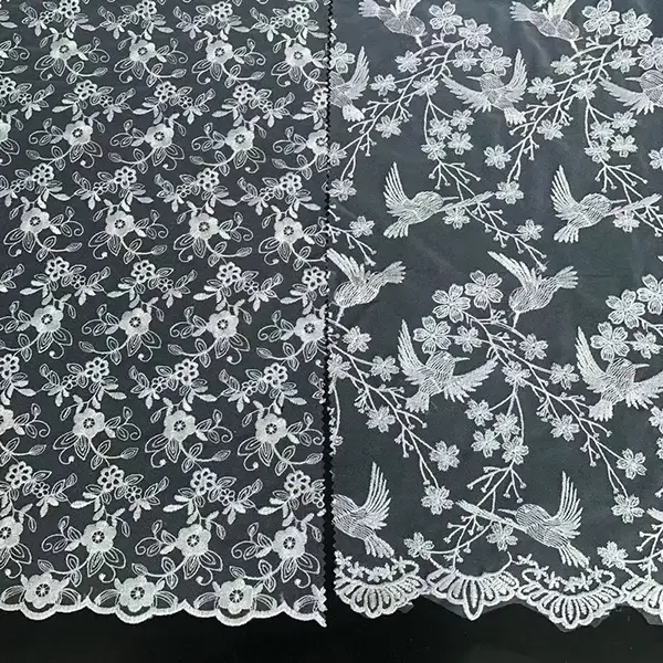 Tulle fabricae plumarii licio fabricae